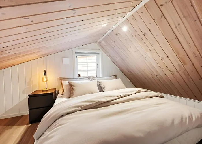 Apartment Historic House With Sunny Terrace Bergen